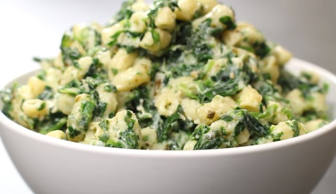 Creamy Pesto Mac with Spinach #vegetarian #pasta