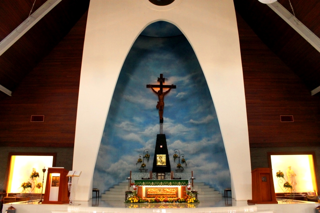 Fotografi Gereja Katolik Indonesia Gereja Katolik Roh Kudus, Rungkut