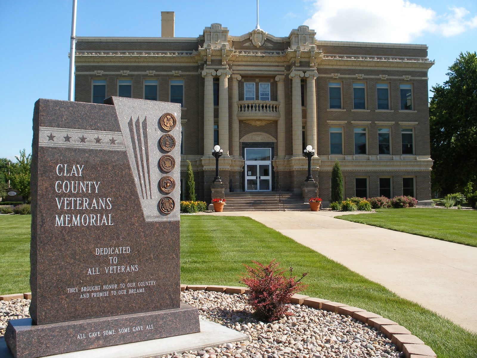 Mike's Ride for MakeAWish Foundation of Nebraska County Histories/Courthouse Pictures