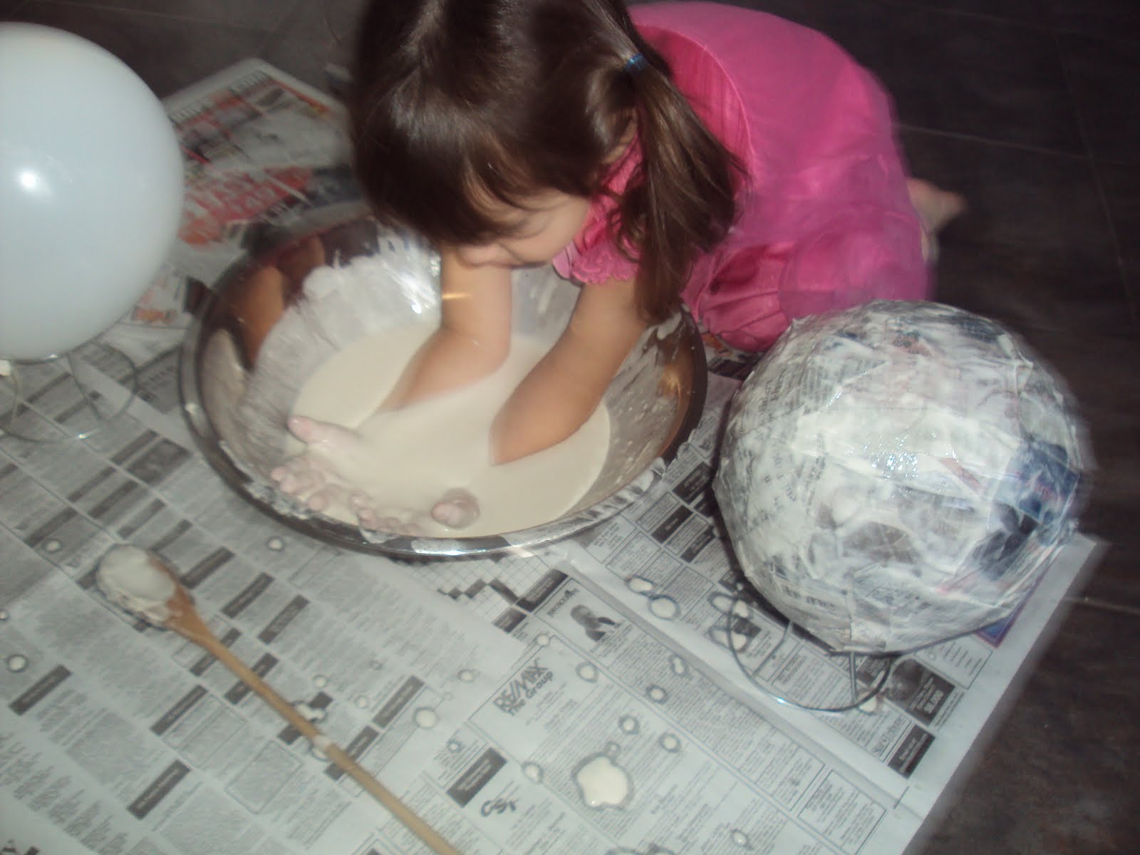 Time for Play Flour, Water and Balloons = Pinatas!!