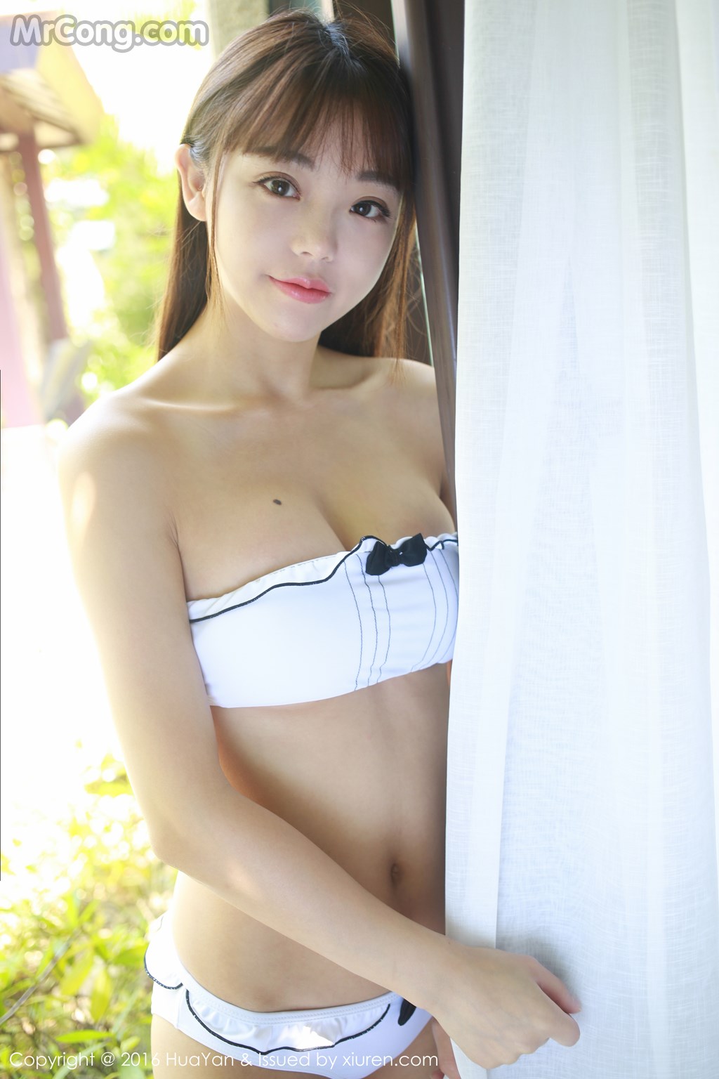 HuaYan Vol.008: Model Bella (佘 贝拉) (47 photos)