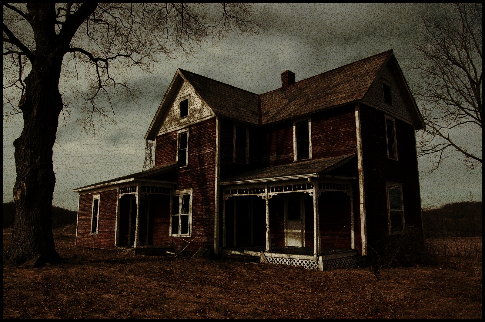 Abandoned house game. Мрачный дом. Старый мрачный дом. Мрачный домик. Заброшенный дом снаружи.