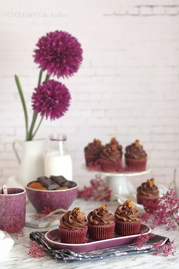 Cupcakes Tarta Sacher. Reto Cupcakesrevival. Cookcakes de Ainhoa