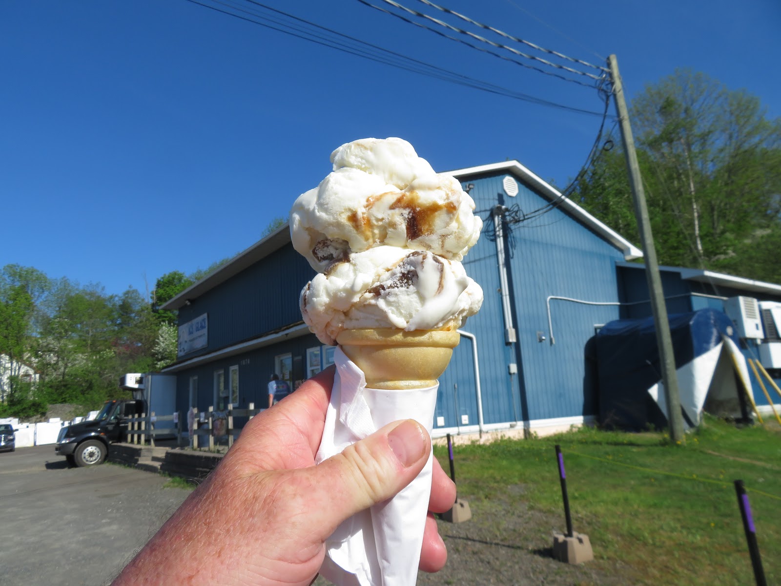 Charles Leblanc's Other Blog Deogy loves Chapman's Ice Cream in