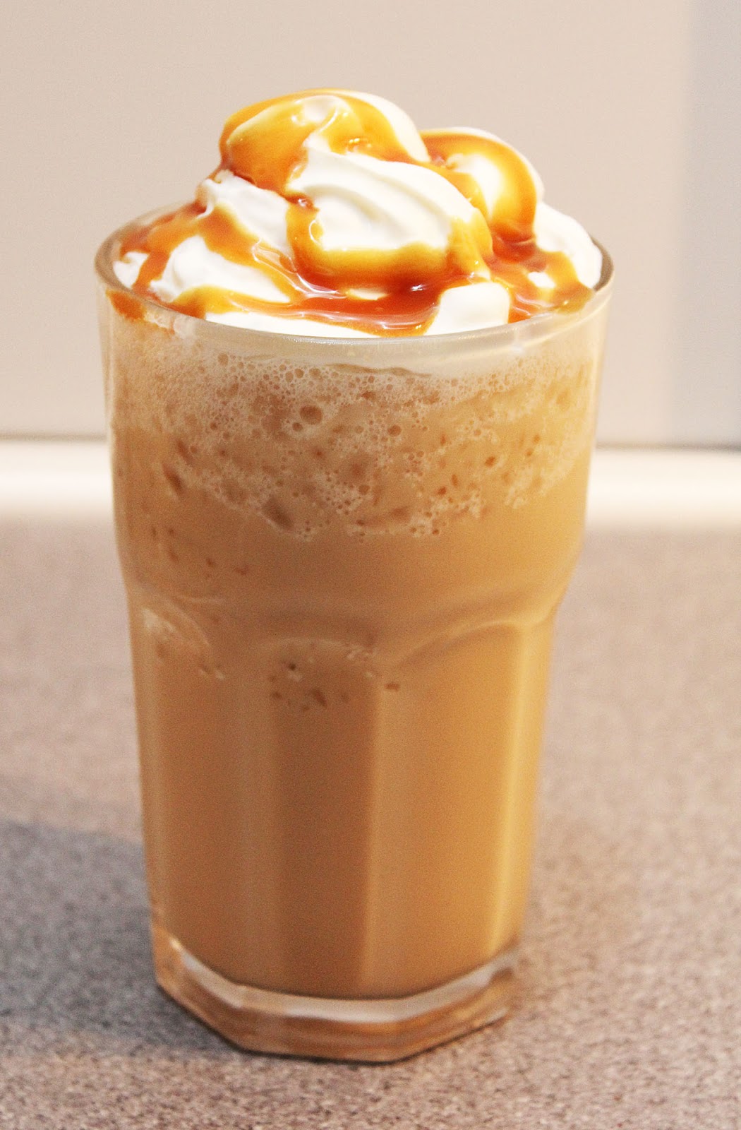 HOW TO Make Your Own Starbucks Caramel Frappuccino at Home! Levinia
