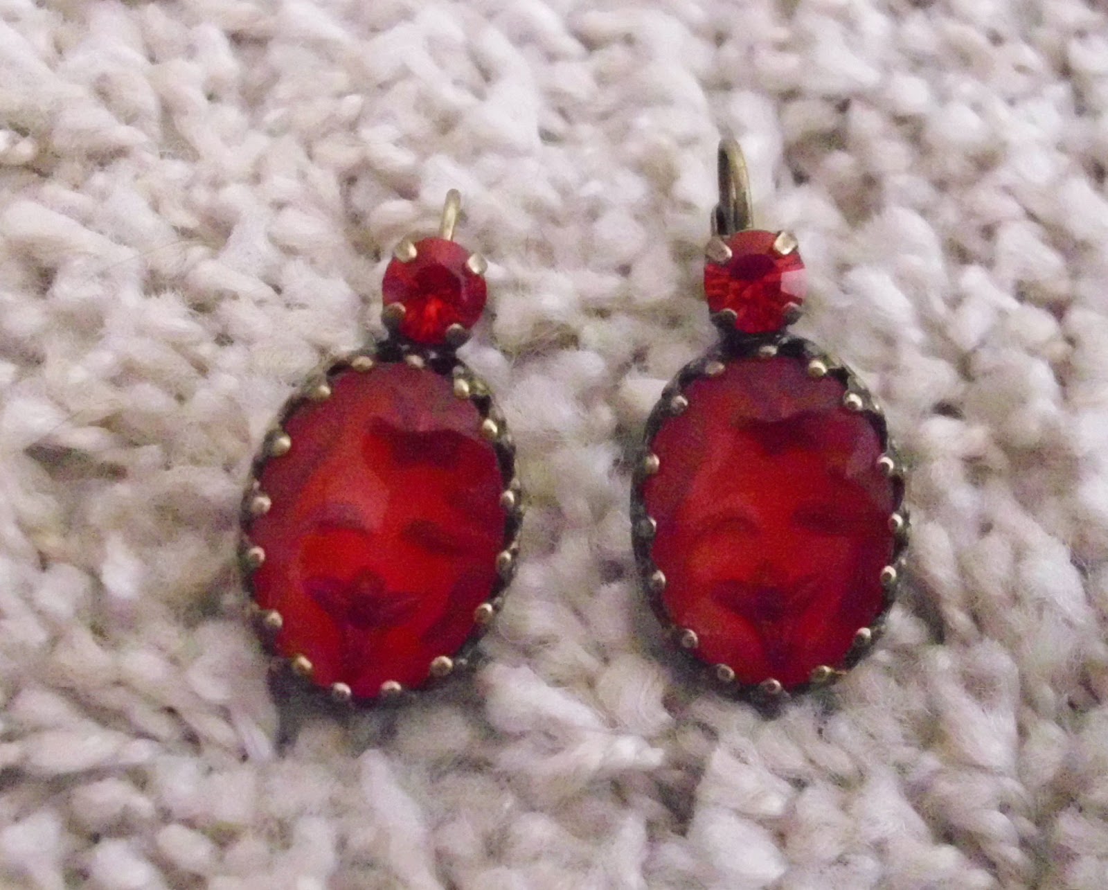 LissiTheCat: CHINOISERIE ROT