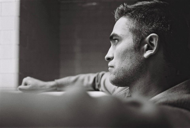 Robert Pattinson imagen Dior