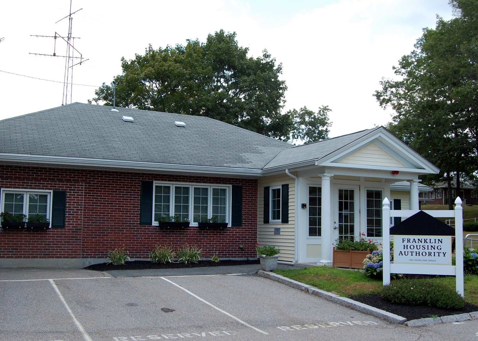 Franklin Matters Annual Report 2015 Franklin Housing Authority