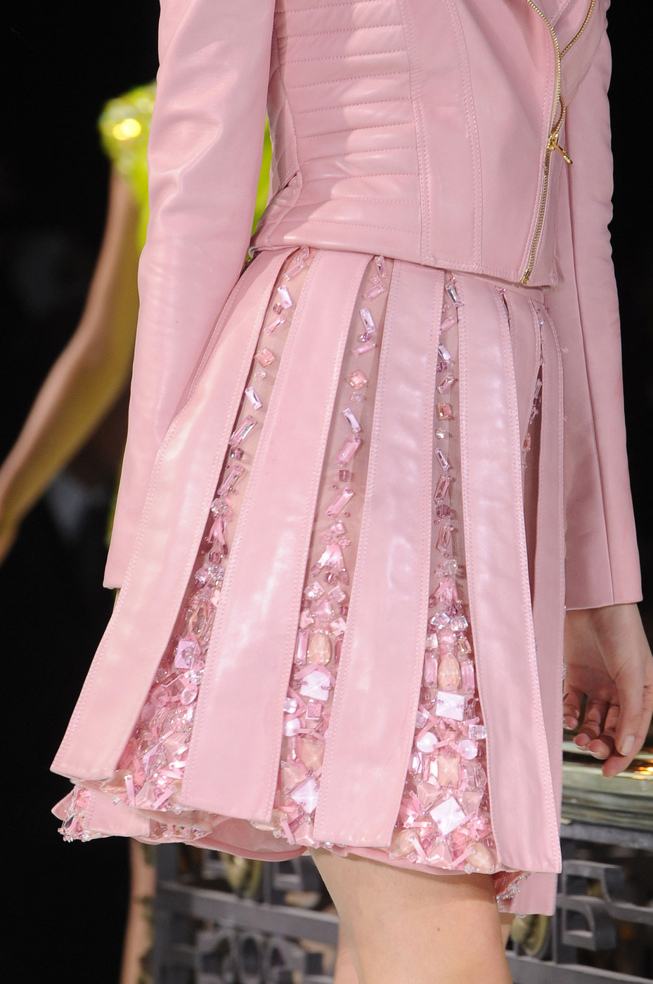Versace - Haute Couture S/S 2013 | Fashion, Pink outfits, Beautiful outfits