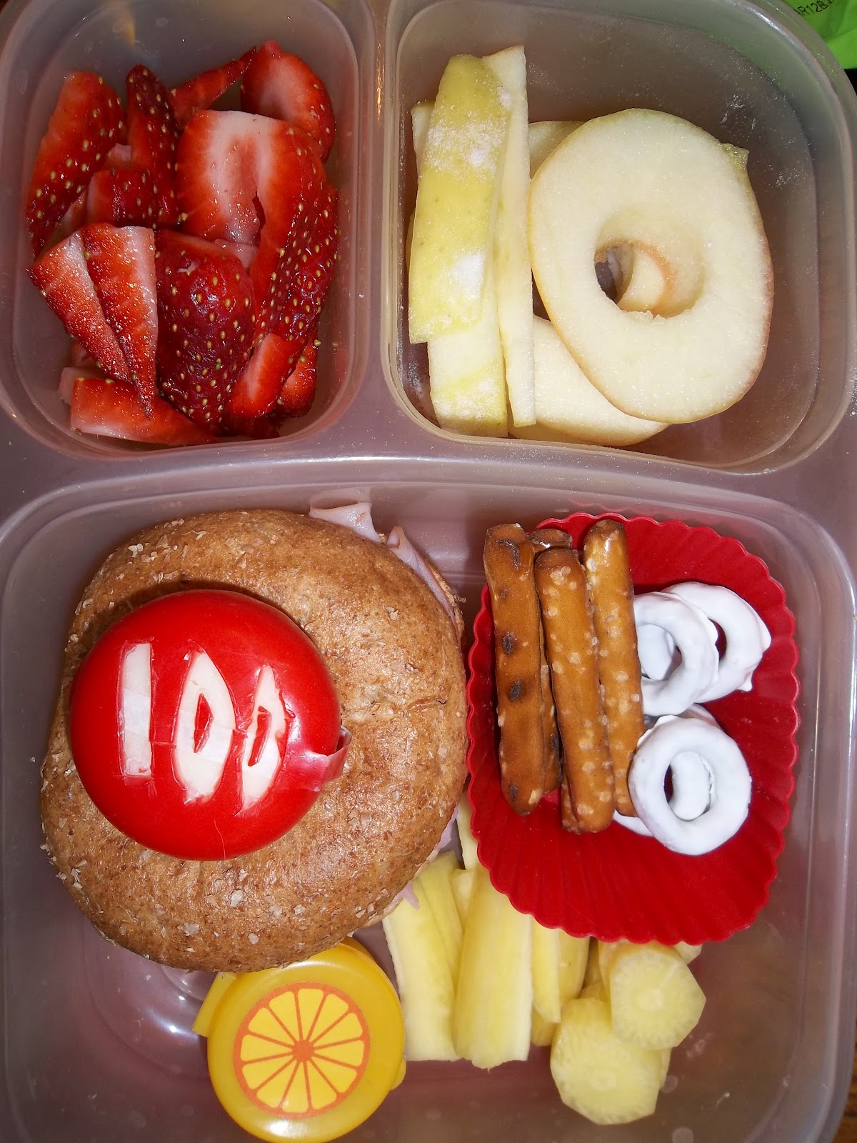 Lunches Fit For a Kid: Lunch: 2.7.12 - 100th Day of School!