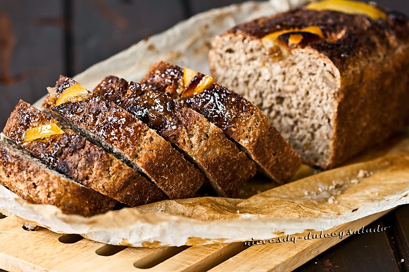 Pan de Salvado de Avena con Naranja, Limón y Castañas en Almíbar