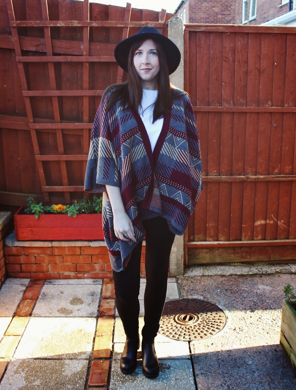 ASOS, asseenonme, cape, chelseaboots, fashionblogger, fashionbloggers, fblogger, fbloggers, lookoftheday, lotd, ootd, outfitoftheday, primark, style, whatimwearing, winter, wiw