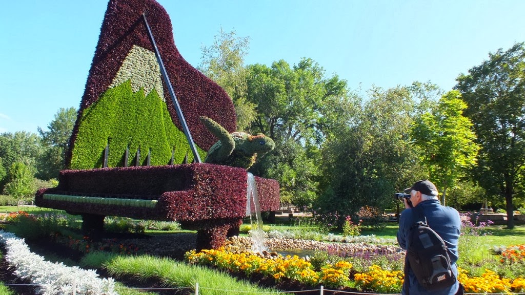 Job opportunities in the Middle East: Montreal Botanical Garden in Canada
