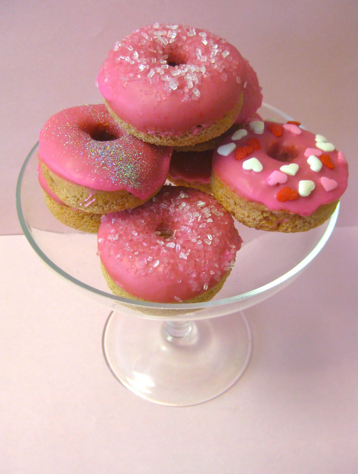 Pixie Crust: Strawberry Mini-Baked Donuts