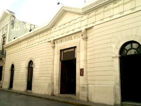 Fachada Teatro Daniel Ayala Merida