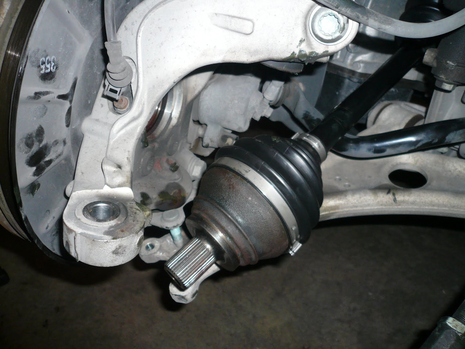 VW Passat Repair How to Replace The CV Joint Boot on a 2006 VW Passat