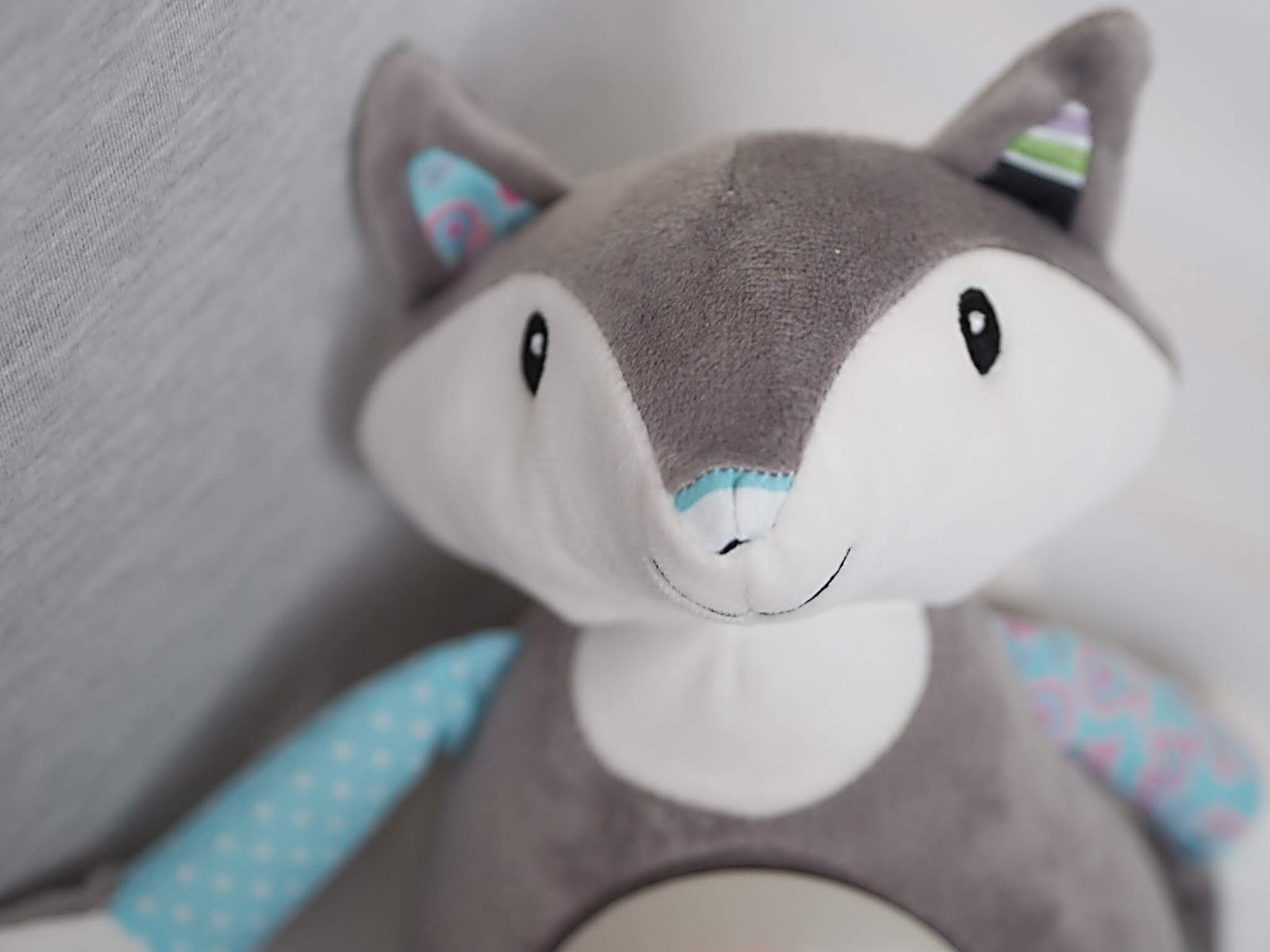 fox night light projector