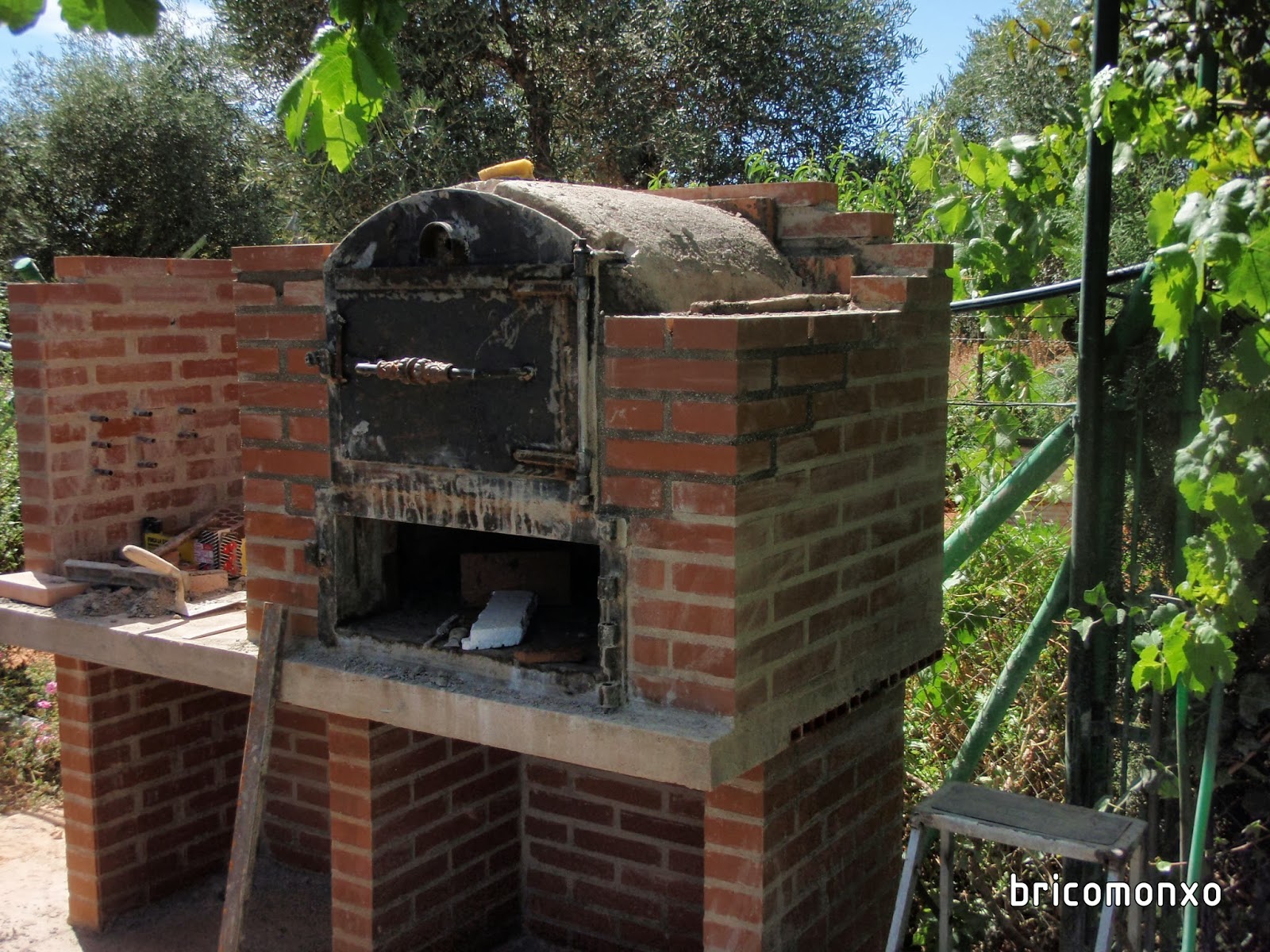 BRICOMONXO: Horno + Barbacoa