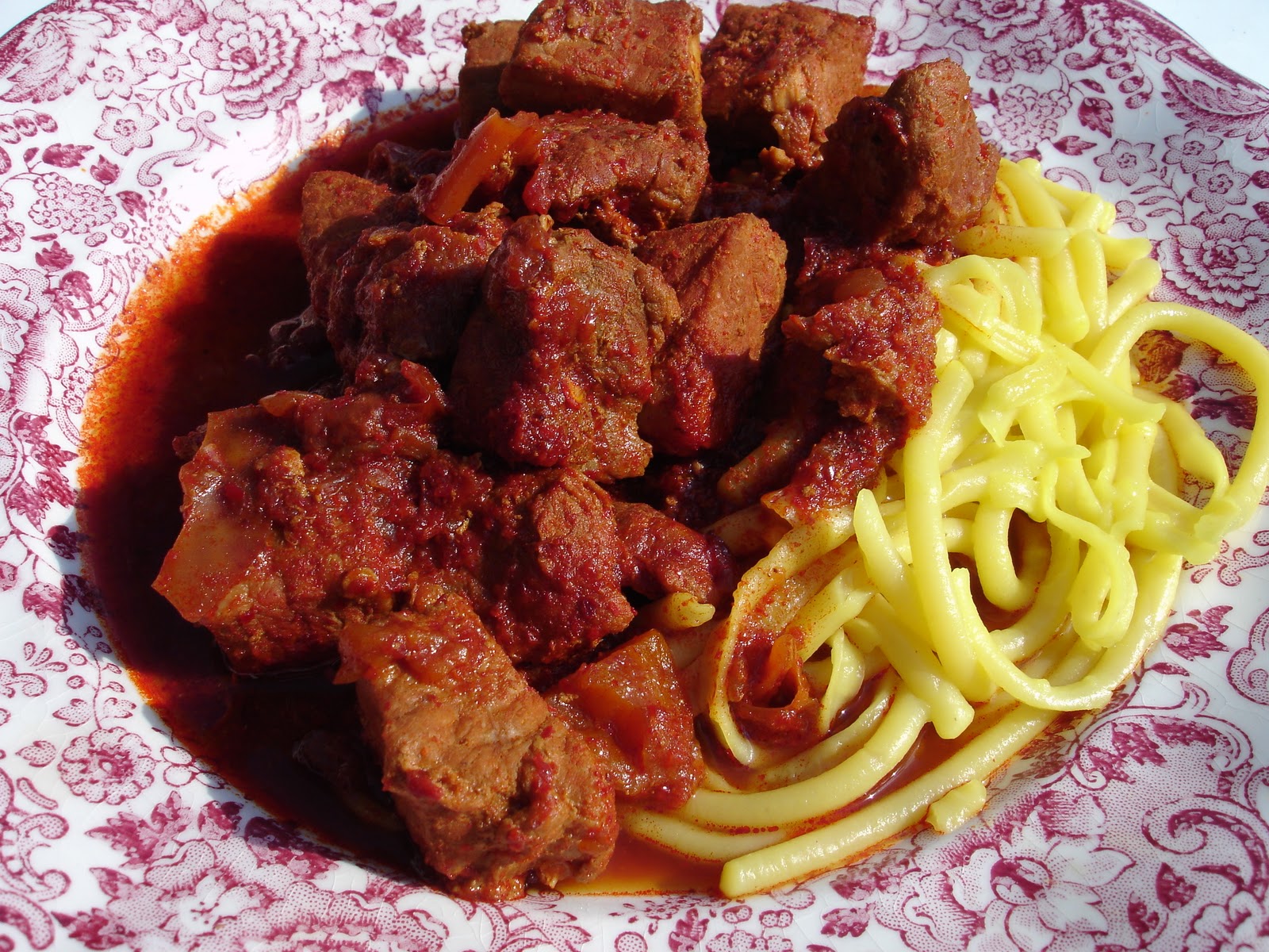 Kochbuch für Max und Moritz: Klassiker: Gulasch nach Art des Hauses