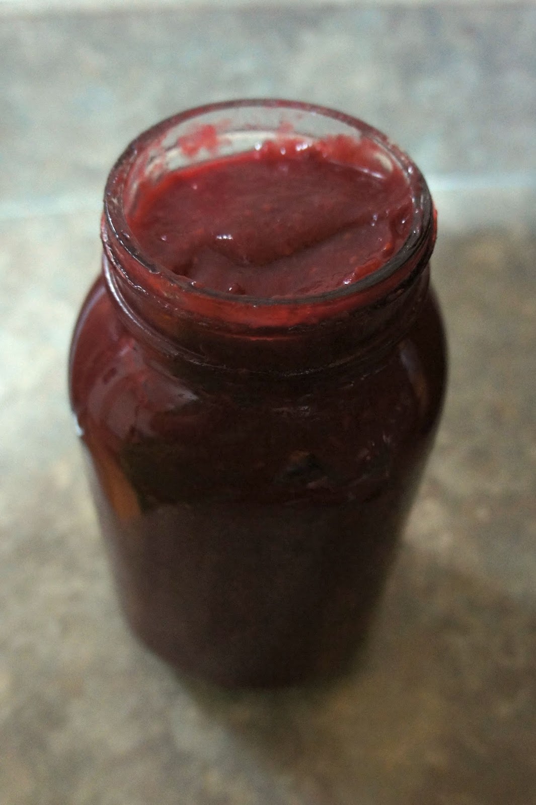 Savory Sweet and Satisfying Crock Pot Raspberry Applesauce