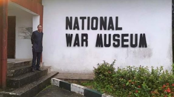 a Sen. Ben Bruce visits the 'badly maintained' National War Museum in Abia