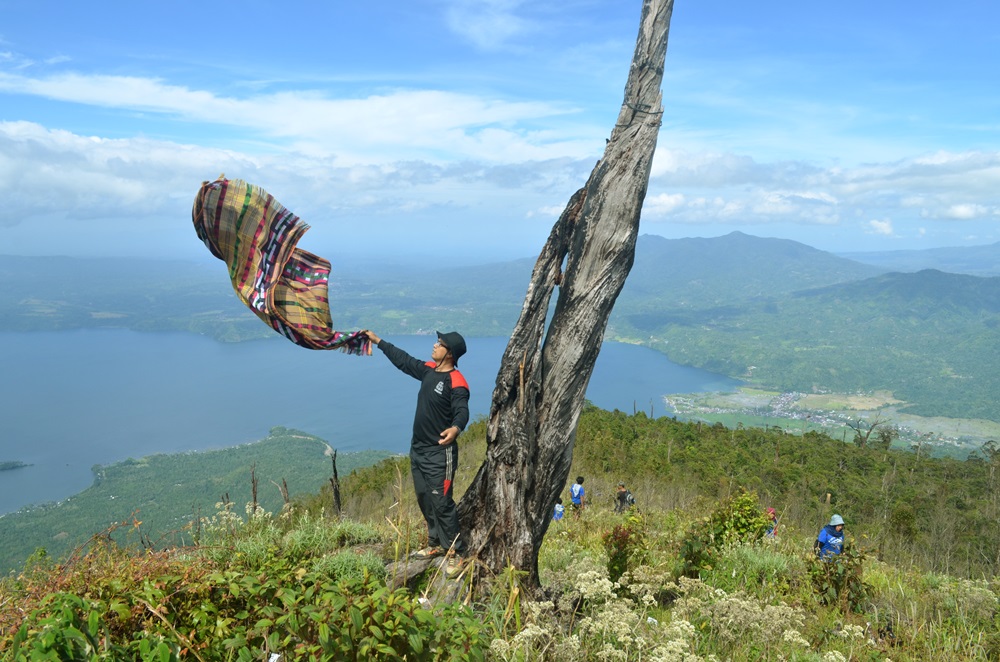 Tempat Wisata Unggulan Di Kabupaten Lampung Barat Perjalananku