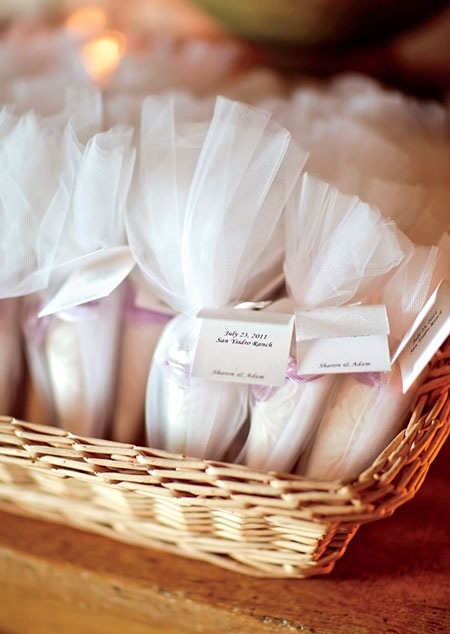 The Grape Vine Events Wedding Favour Trends For 2017 The Most Traditional Wedding Favour Would Have To Be Sugared Almonds Is A 1980 S Style Netted Bag Although You Do Still See Some At Weddings Today