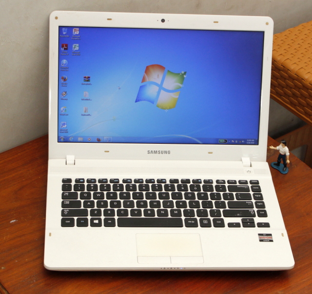 Jual Laptop Samsung NP275E4V Second di Banyuwangi Banyuwangilaptop