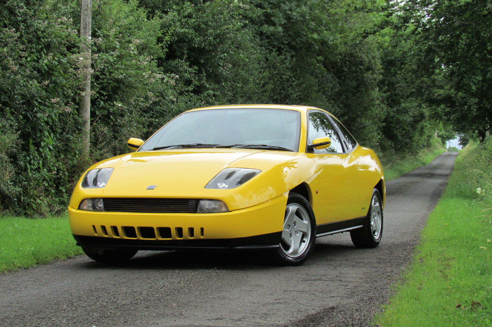 A Brand New Unregistered Fiat Coupe Just Popped Up For
