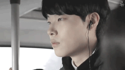 [응답하라1988] 덕선이 챙기던 정환이 .gif | 인스티즈