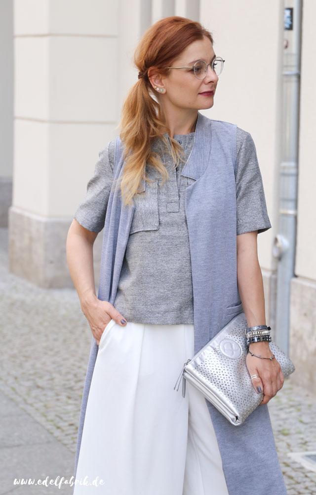 die Edelfabrik, Look, weiße Culottes, silberne Clutch von Pippa&Jean die Edelfabrik, Look, weiße Culottes, silberne Clutch von Pippa&Jean