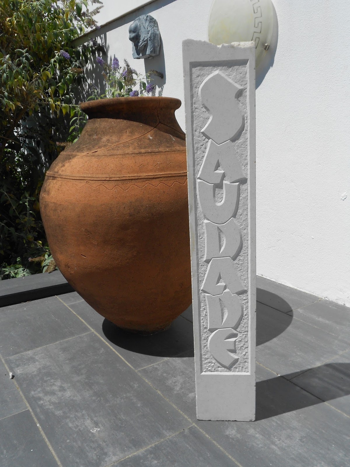 LETTERS IN STEEN . PORTUGAL . LETRAS EM PEDRA 07/16