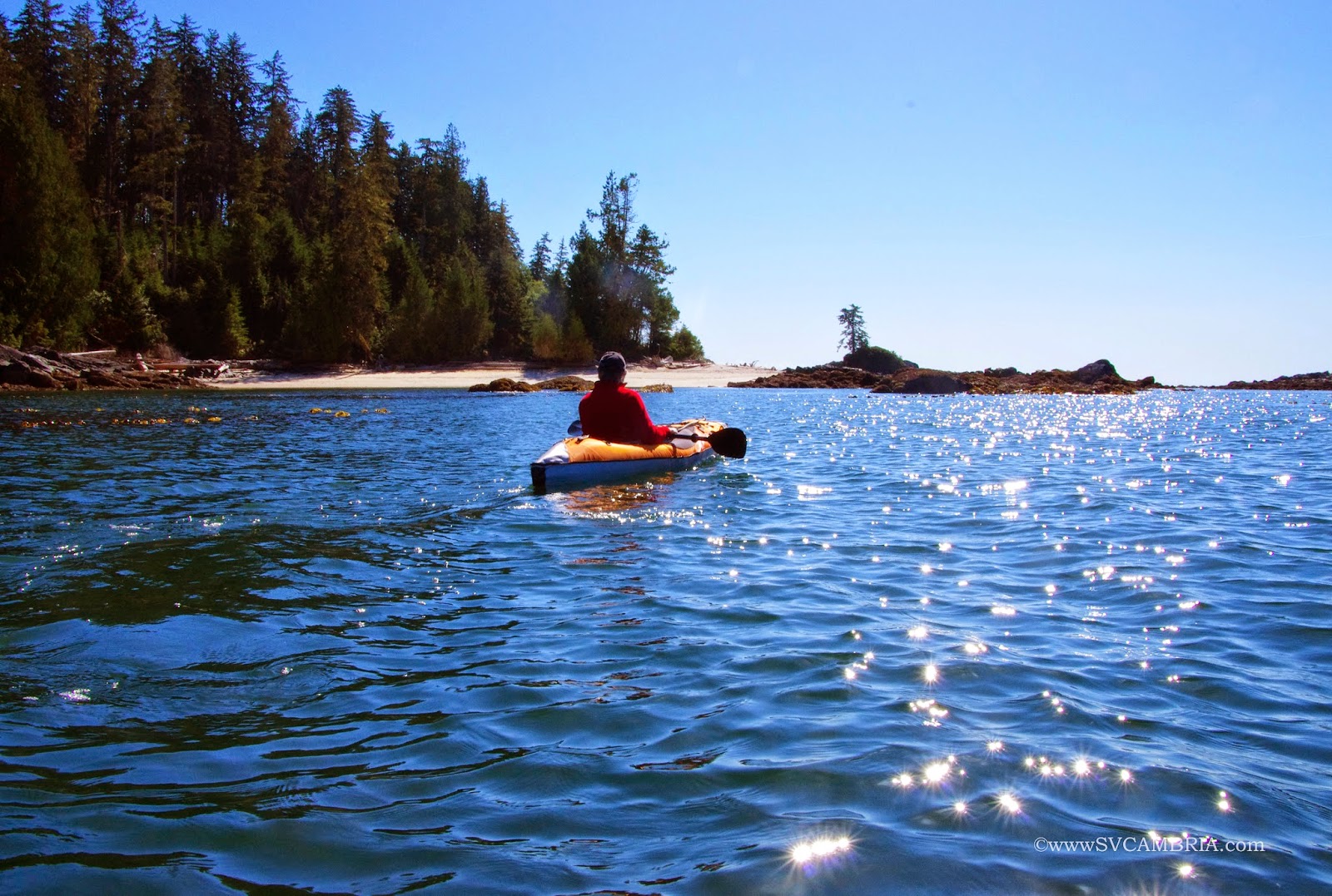 Fury Island David makes his approach to Fury Island by kayak.
