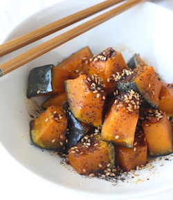 Soy glazed kabocha squash with Japanese Sesame Seasoning by seasonwithspice.com