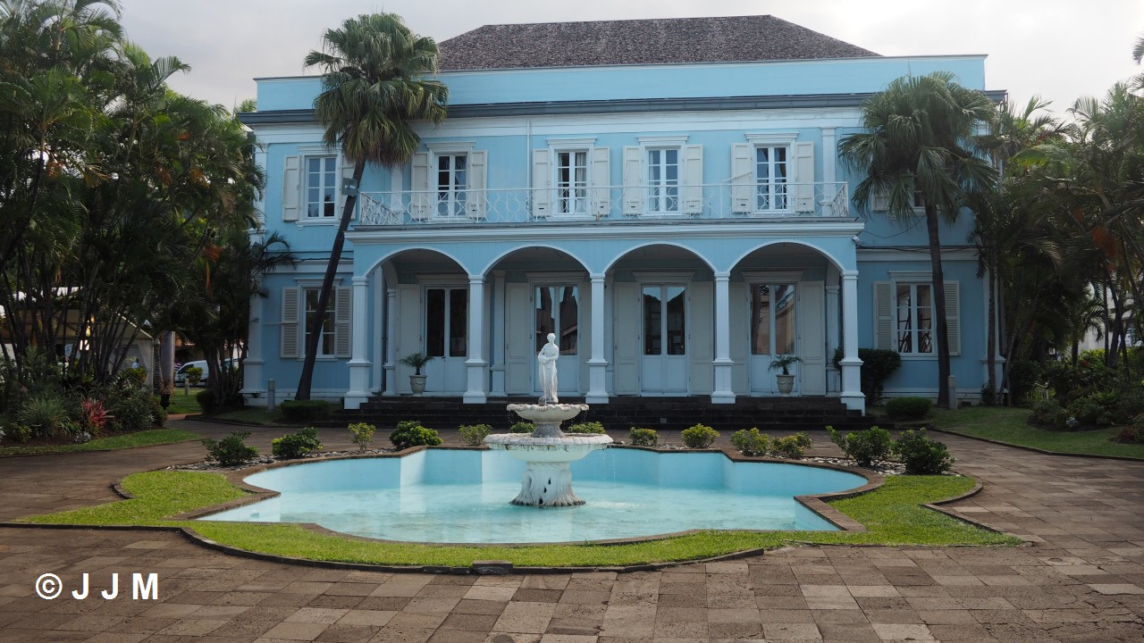 VOYAGES de NM et JJM SAINTDENIS DE LA REUNION