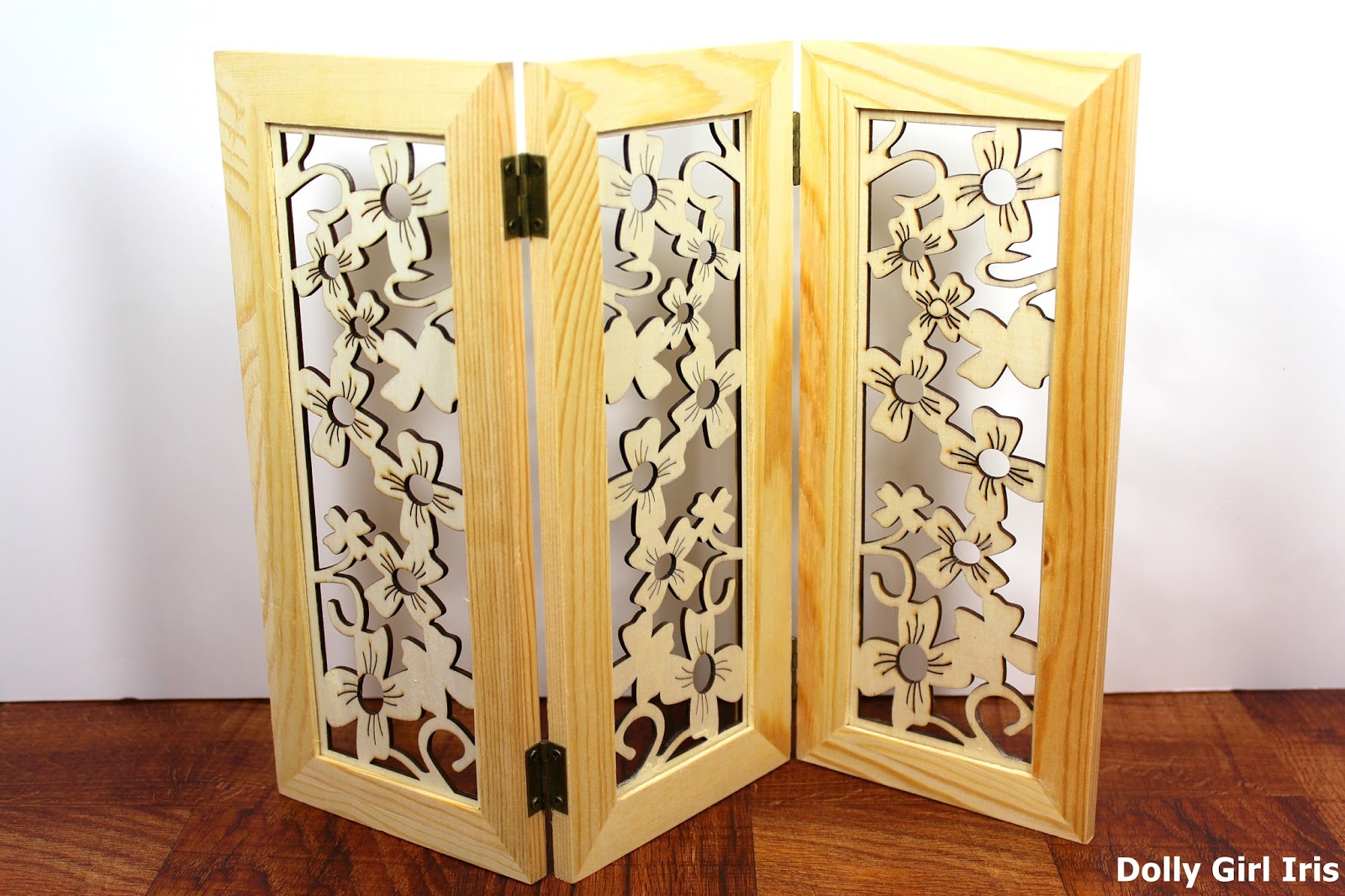 Wooden Floral TriFold Screen by Woodpile Fun! dolly girl iris