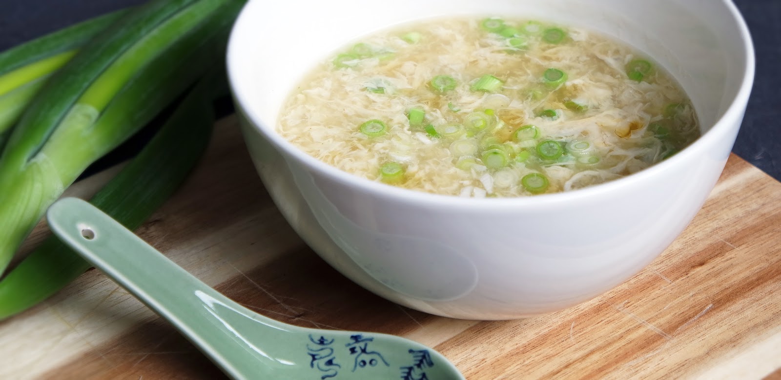 Kitchen elf: traditionele chinese egg drop soep