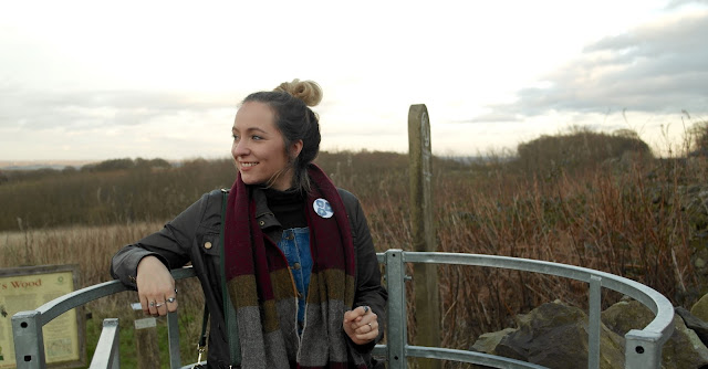 girls outdoors outdoors girl