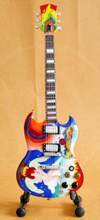 miniature guitar Eric Clapton SG Fool
