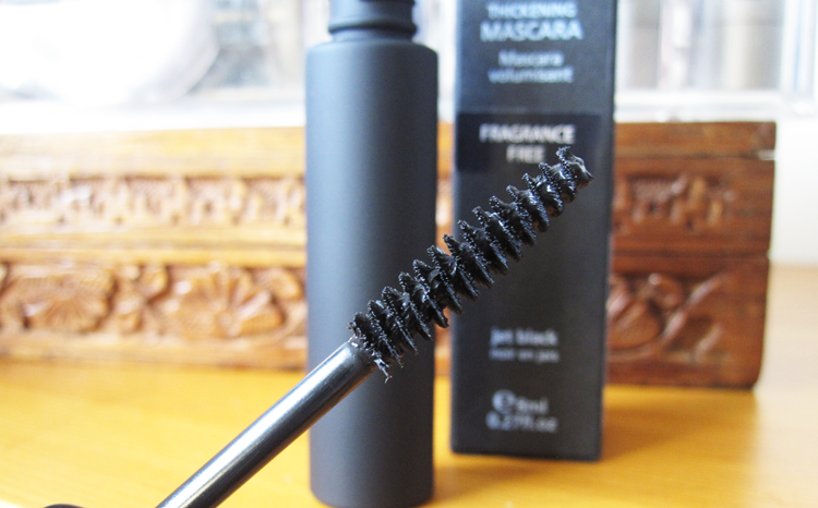 The Mascara Sensitive Living Nature Fragrance Free Thickening review | We Were Raised By Wolves