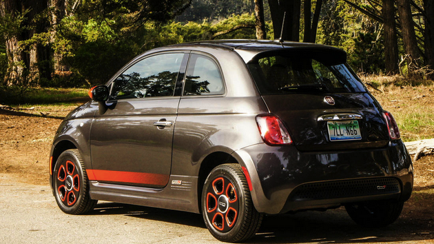 2017 Fiat 500e Review Cars Auto Express New And Used Car Reviews 2017 Fiat 500e Review