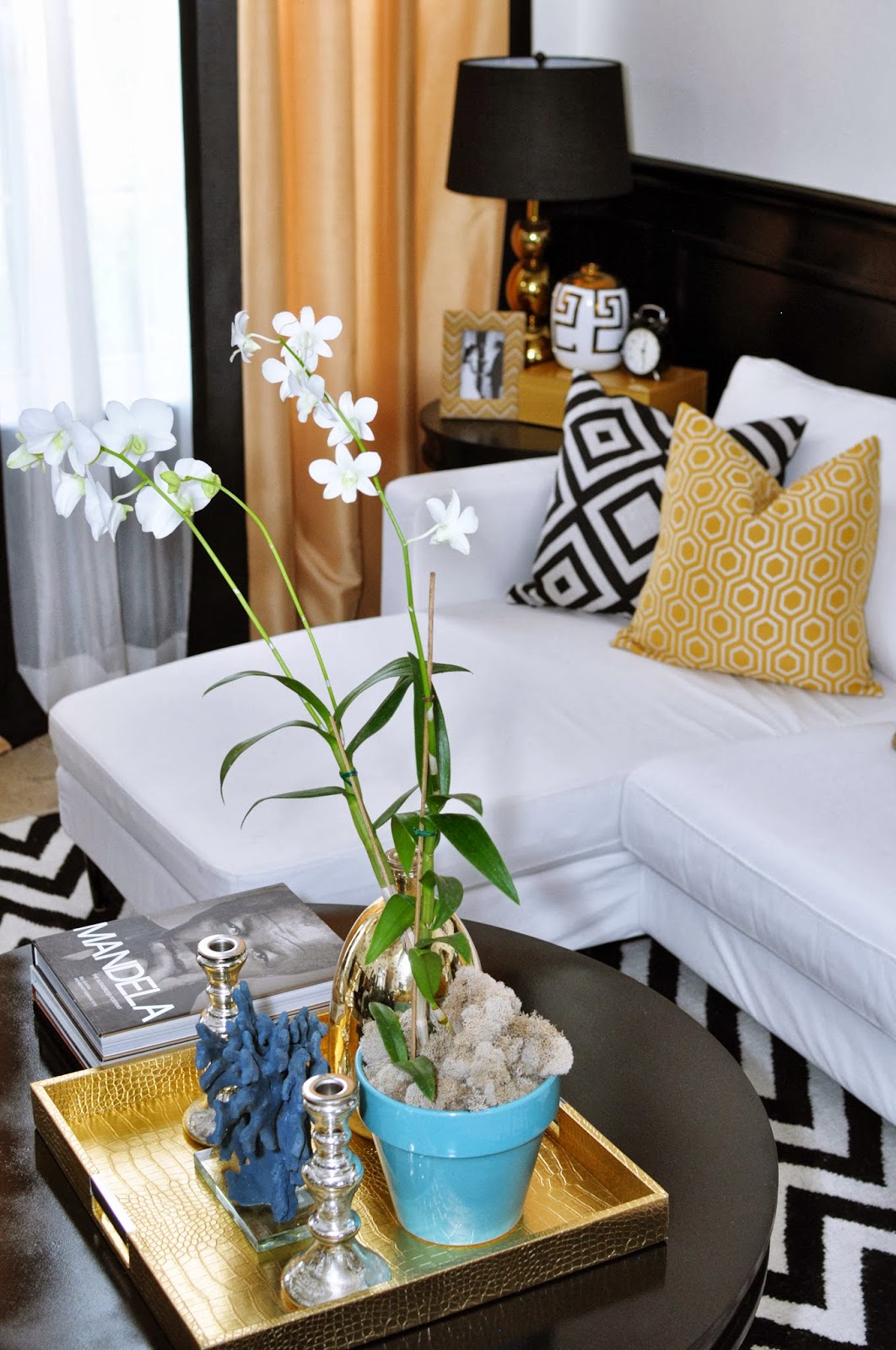 Live Laugh Decorate: A Black, White and Gold Reveal