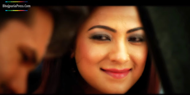 Sweety hot smile