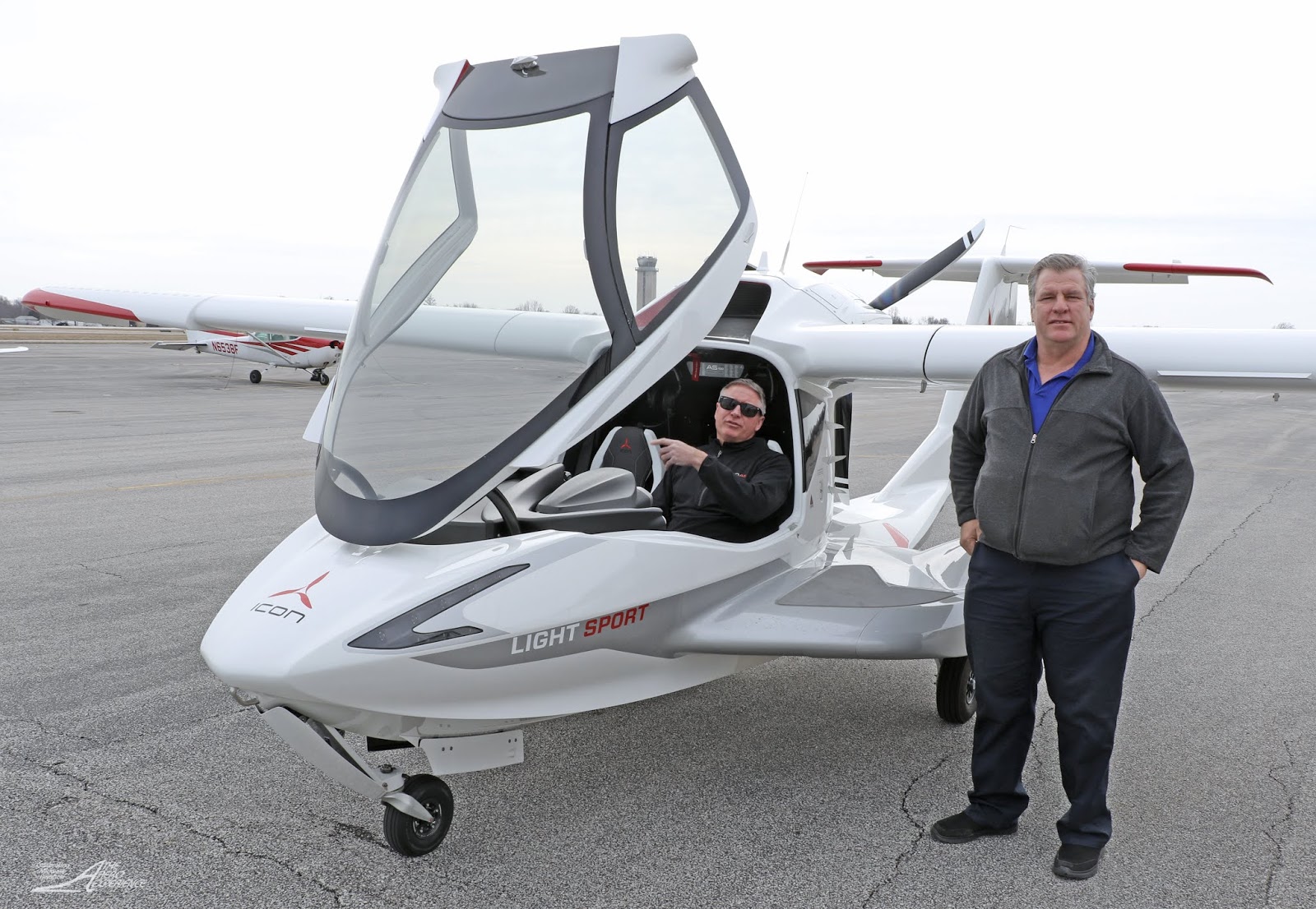 The Aero Experience Icon A5 Amphibian Makes Splash In St Louis This Week