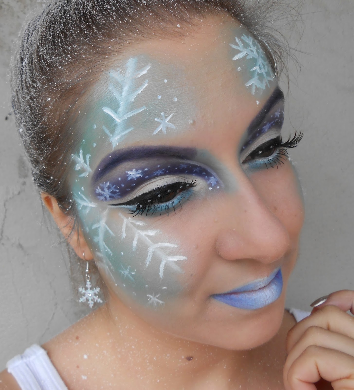 макияж снегурочки пошагово. кокошник "снегурочка лиза". грим снегурочки. новогодний макияж легкий. зимний макияж глаз.