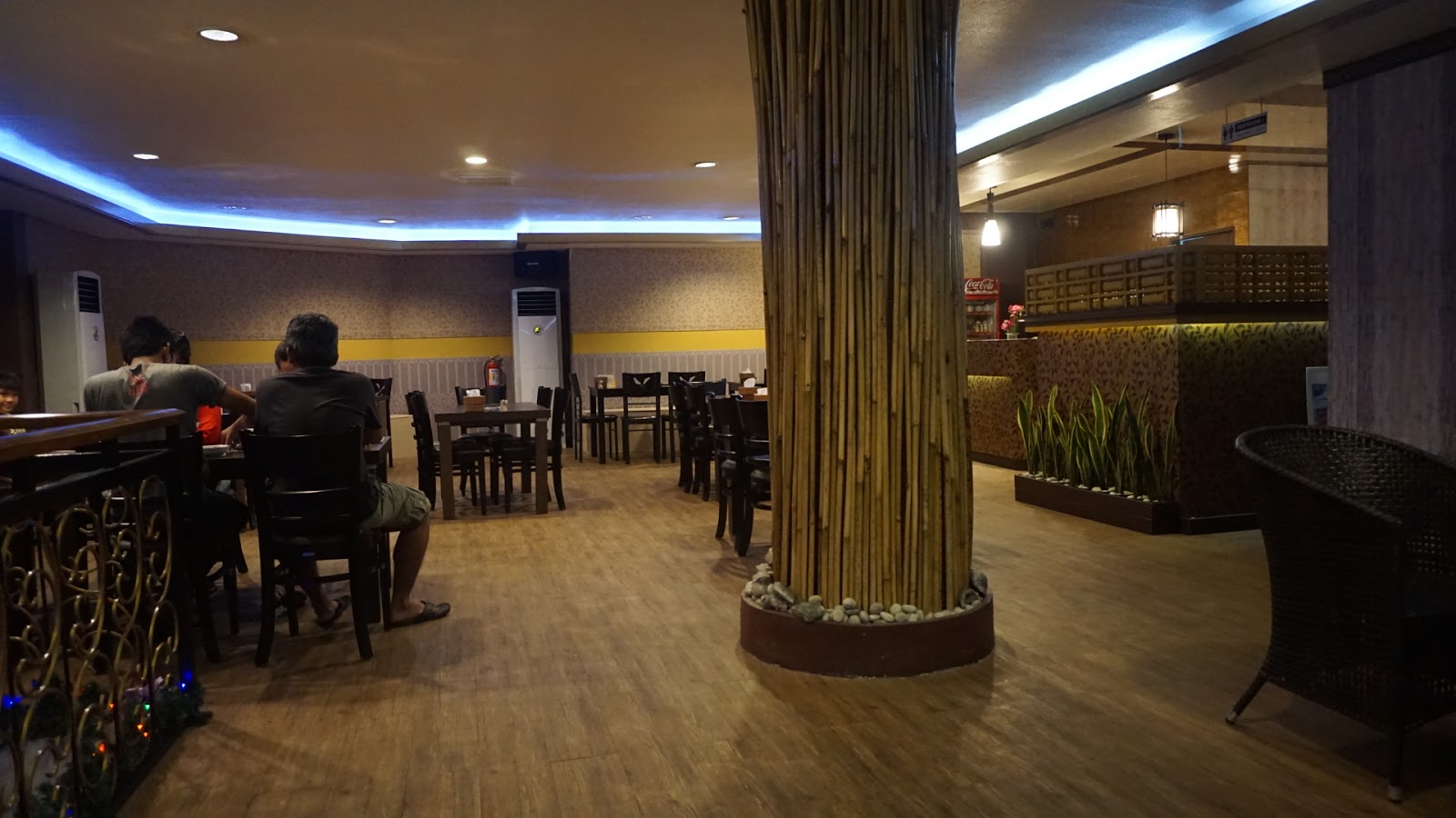 Spa Valley Sauna At Davao City / Reudiary