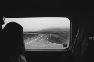 #861 Impulsos bajo el negro cielo