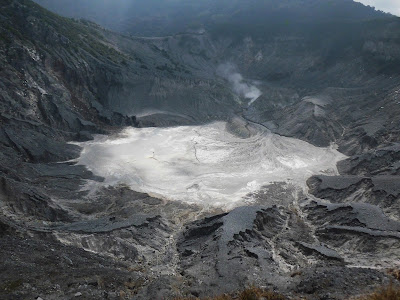 Kawah Gunung Tangkuban Parahu