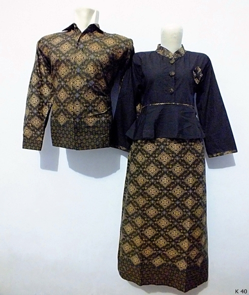 Model Baju  Couple Batik  Lengan Panjang  Untuk Remaja Modern 