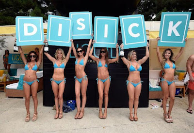 9 Scott Disick parties with bikini-clad babes in Las Vegas